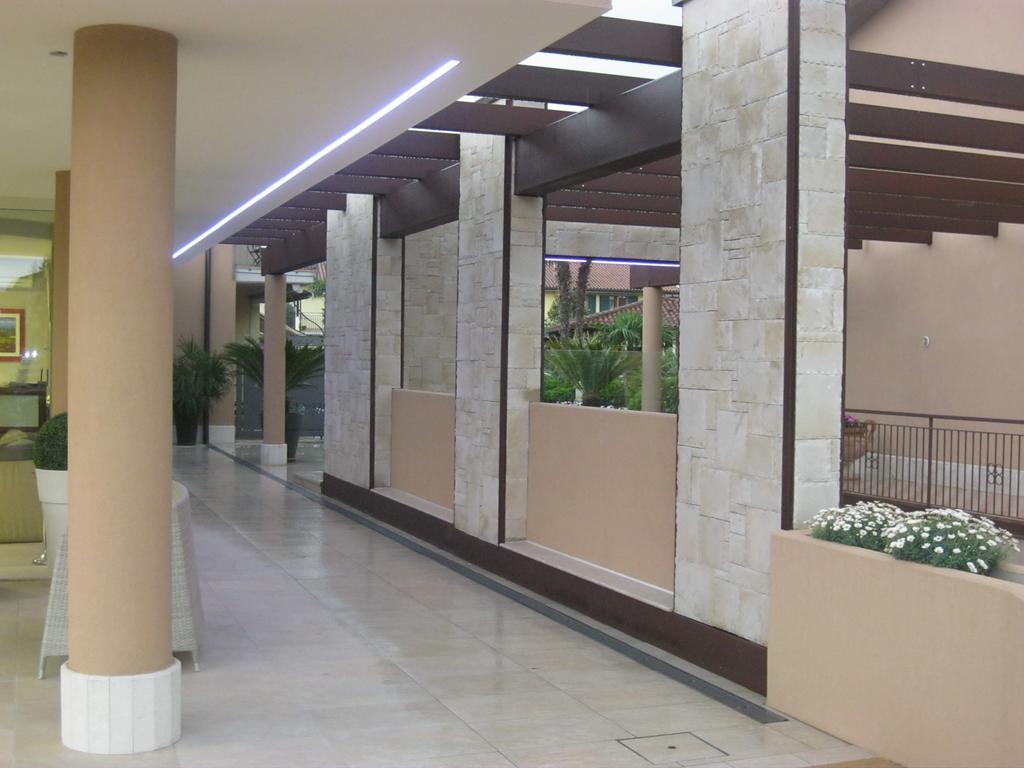 Residence La Margherita Лацизе Екстер'єр фото