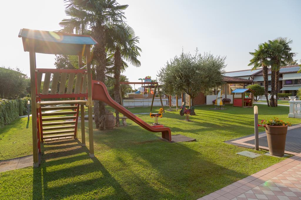 Residence La Margherita Лацизе Екстер'єр фото